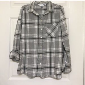 Old Navy Classic flannel-style button down